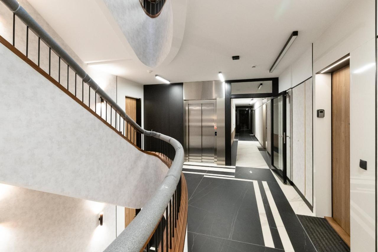 Apartment Plac Unii Centre By Renters